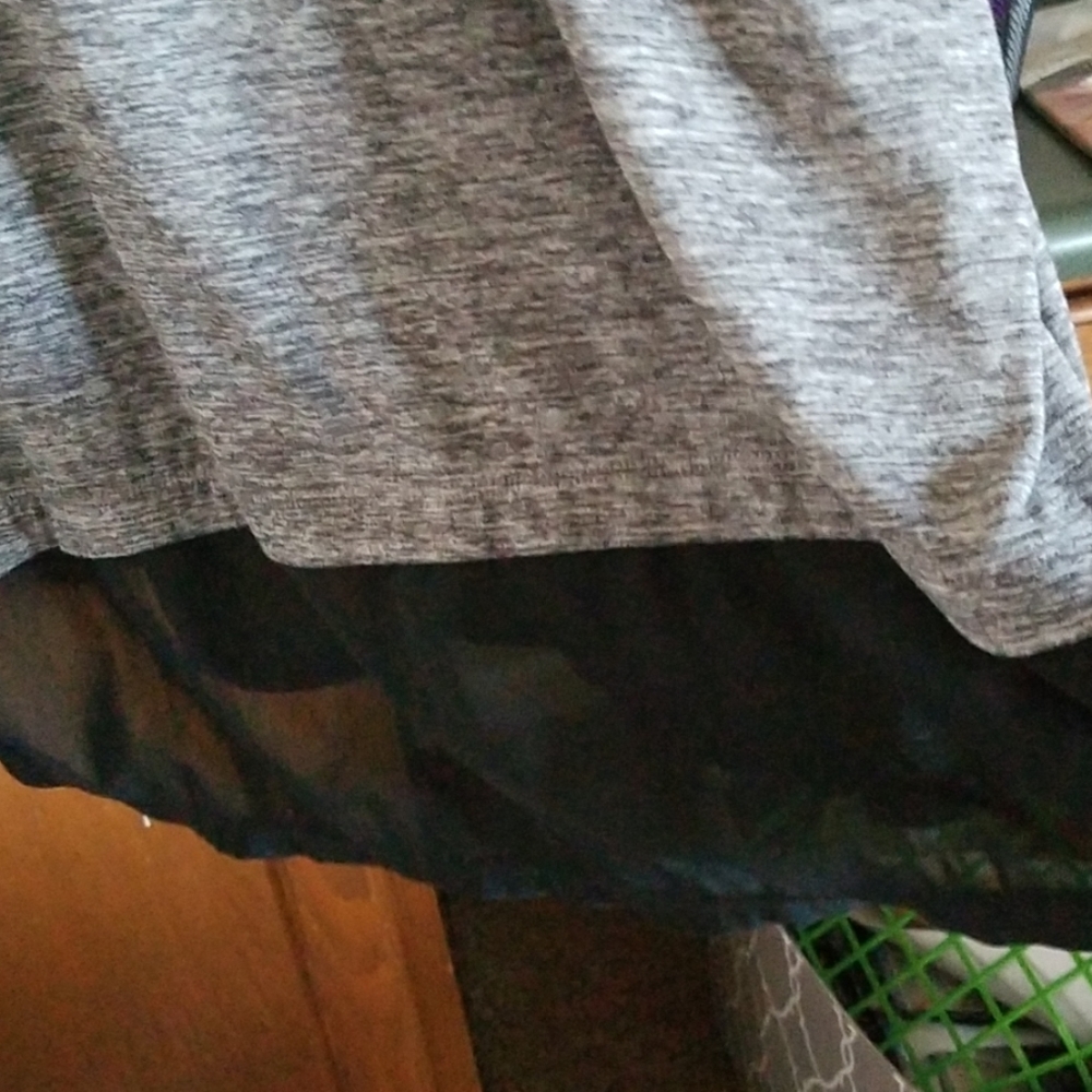 Tunic - Picture 2 of 4